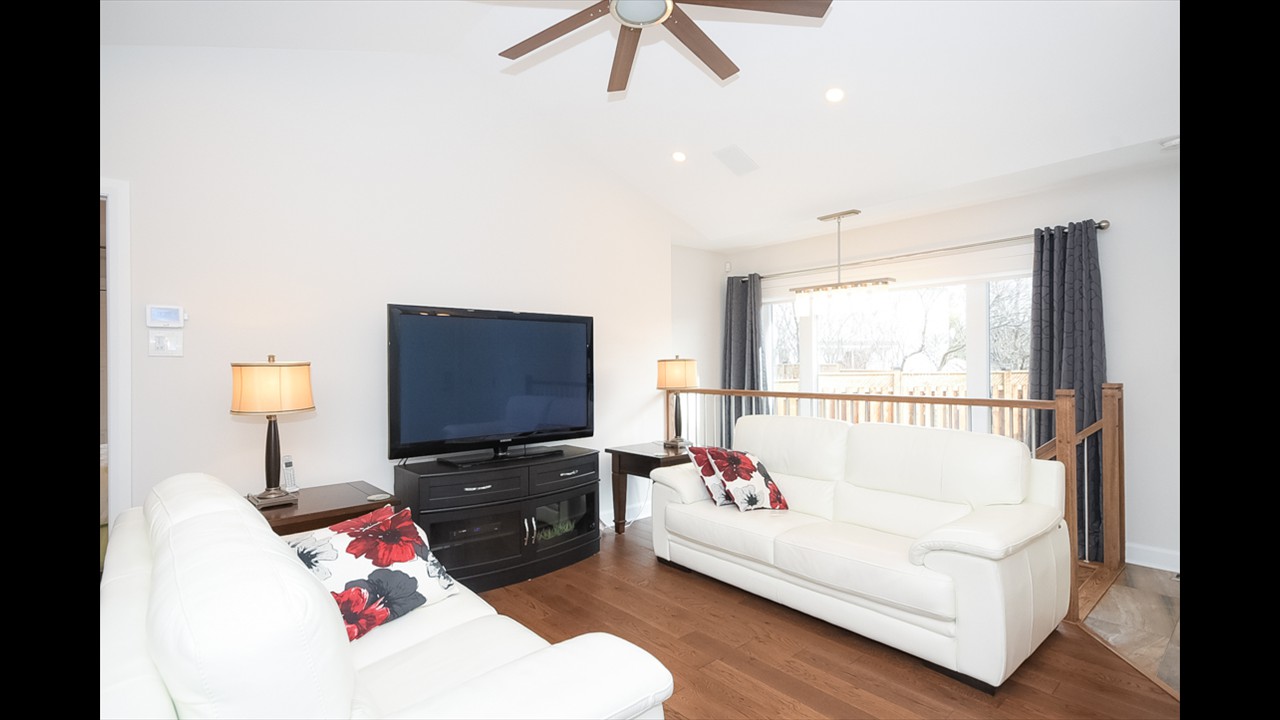 Coach House 07 of 39