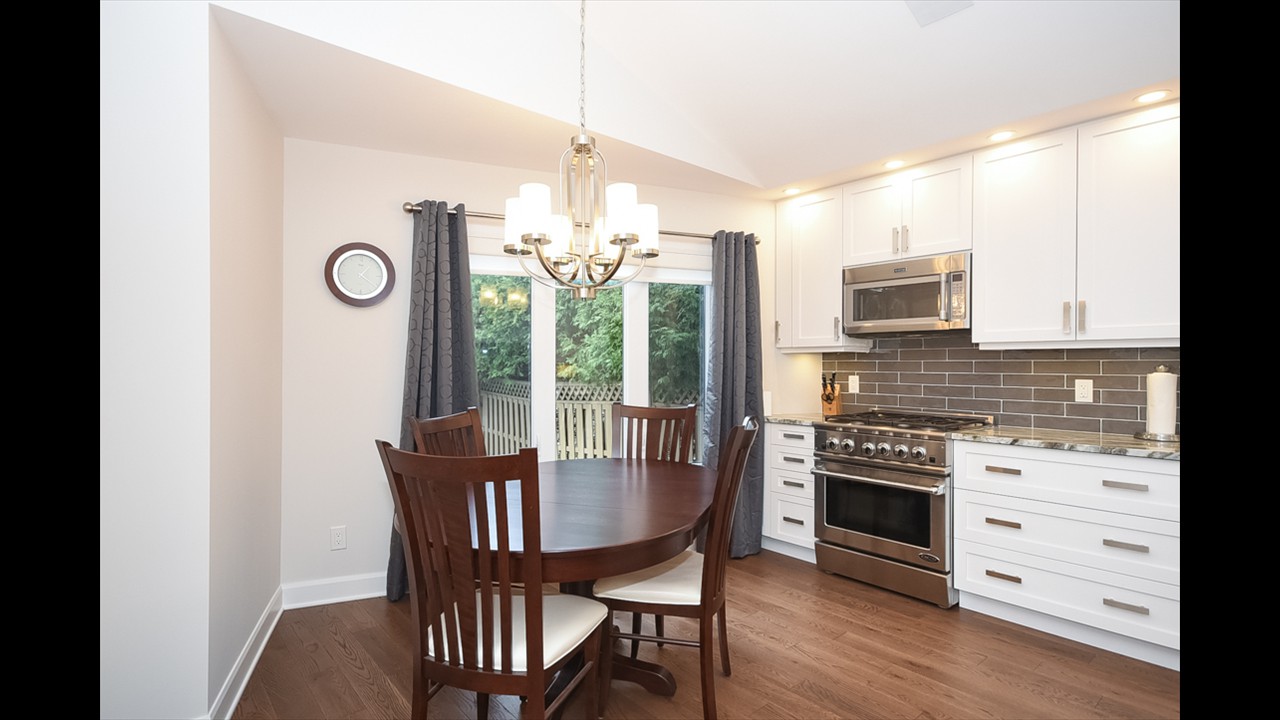 Coach House 10 of 39