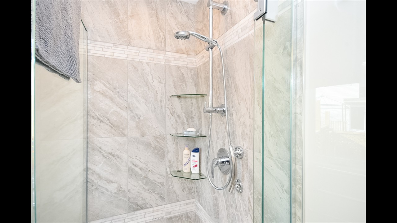 Coach House 24 of 39