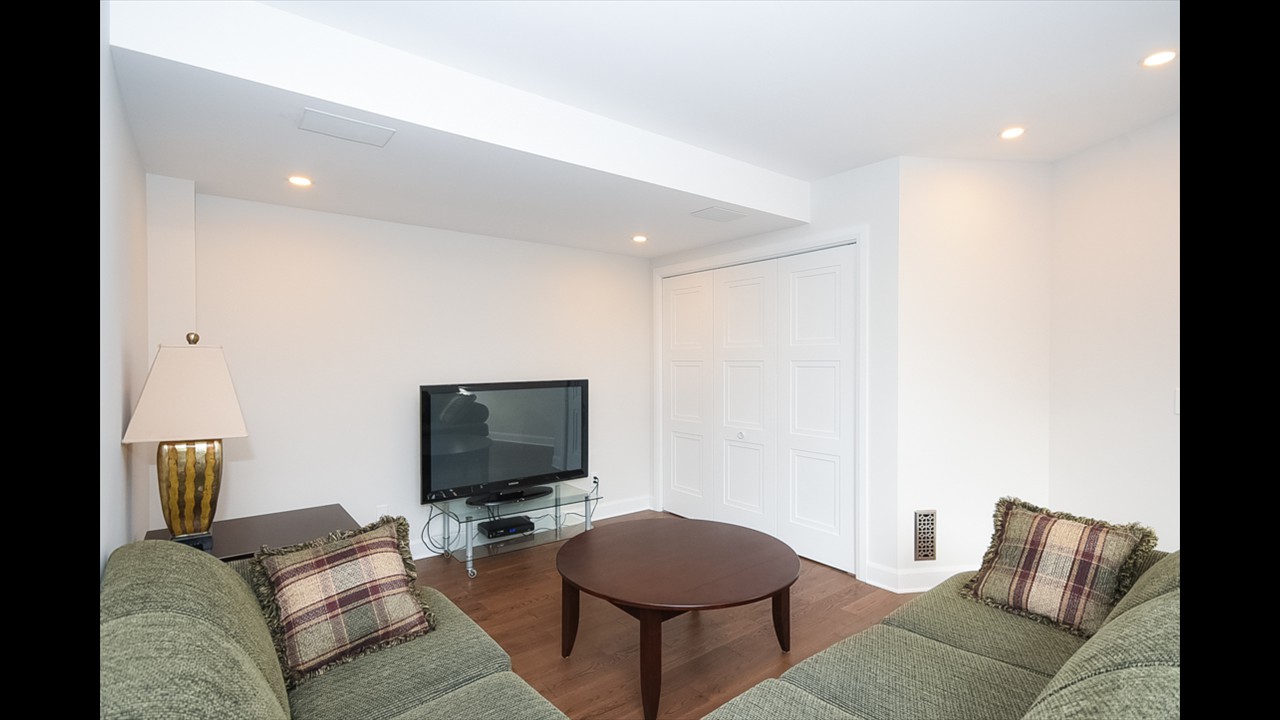 Coach House 26 of 39